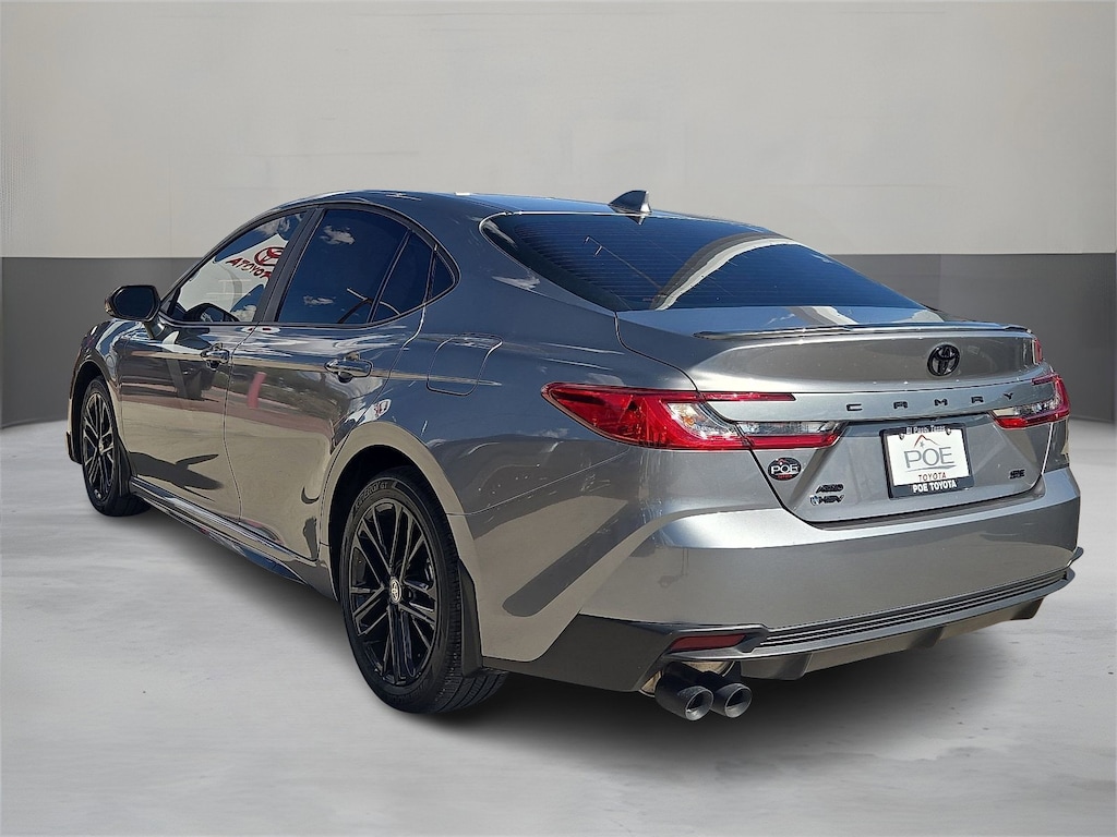 Used 2025 Toyota Camry SE Sedan