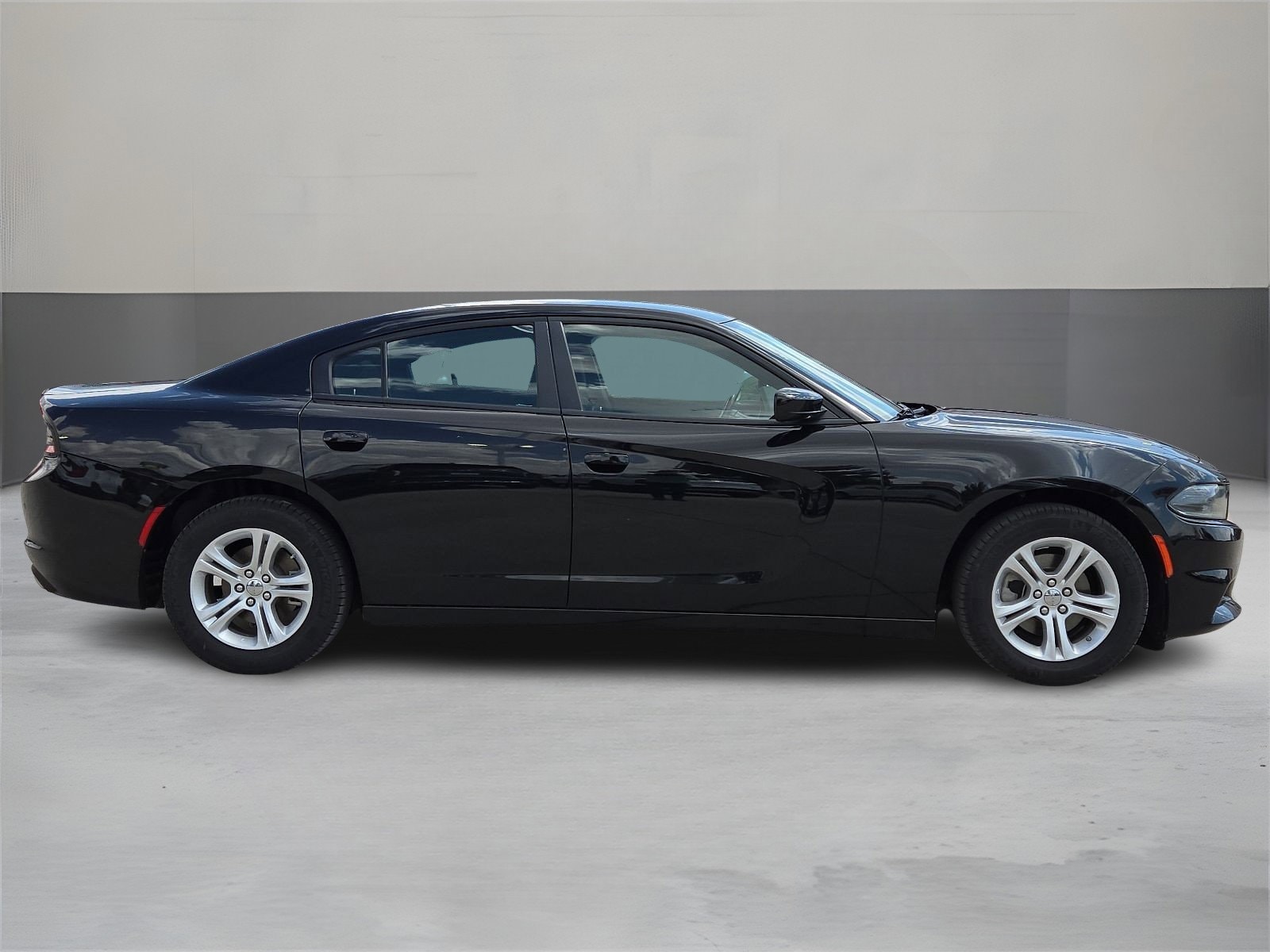 Used 2022 Dodge Charger SXT with VIN 2C3CDXBG7NH212664 for sale in El Paso, TX