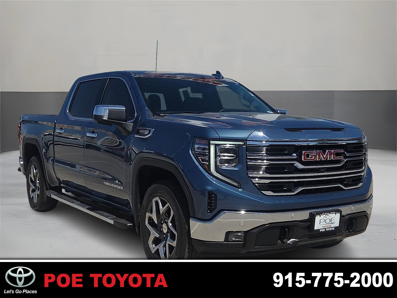 2024 GMC Sierra 4WD Crew Cab Short Box SLT's photo