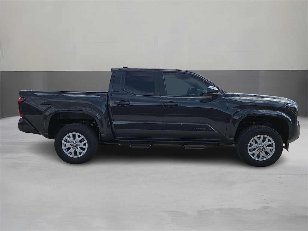 New 2025 Toyota Tacoma SR5 4X4 DOUBLE CAB