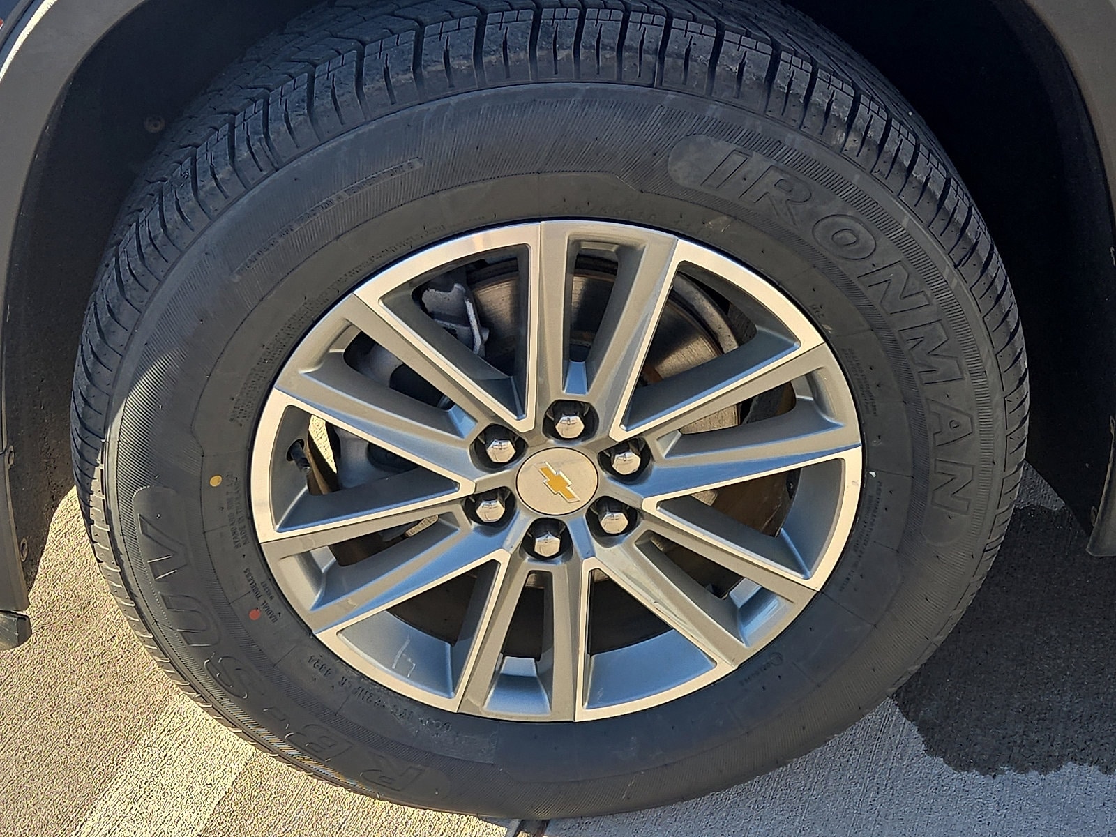 2023 Chevrolet Traverse 1LT - Photo 6