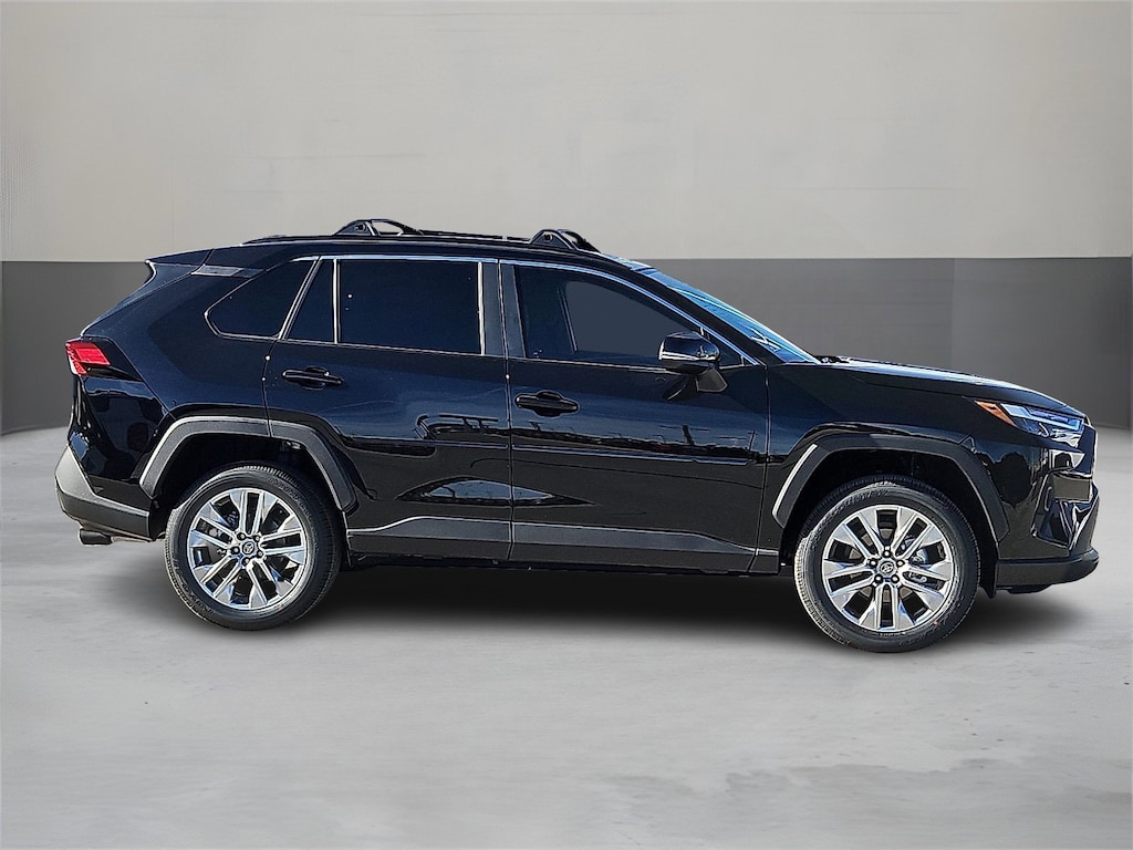 New 2025 Toyota RAV4 XLE Premium XLE PREM FWD SUV
