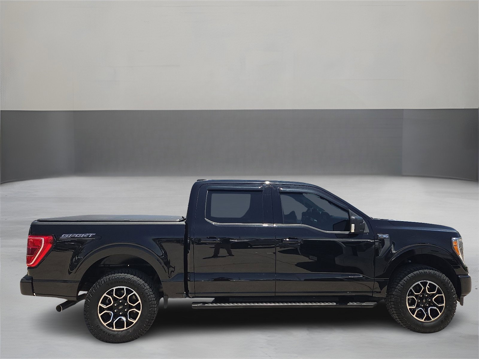 Used 2022 Ford F-150 XLT with VIN 1FTFW1C54NKD78209 for sale in El Paso, TX