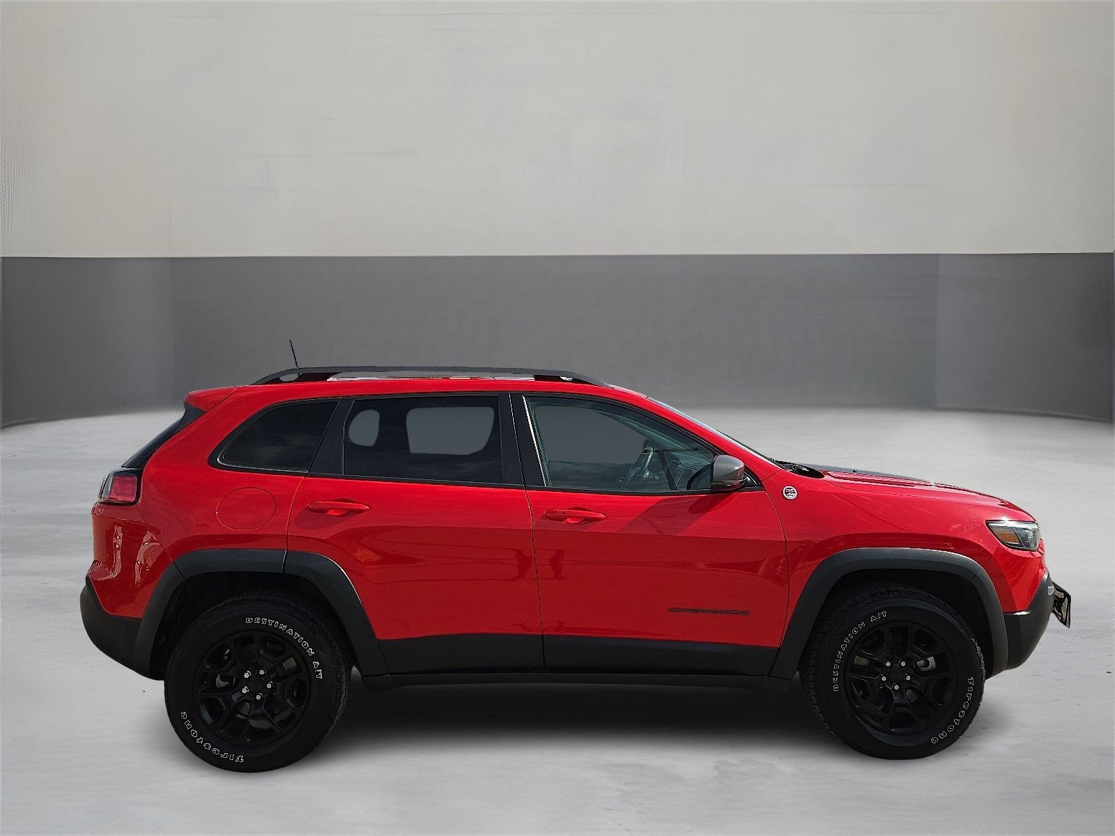 Used 2019 Jeep Cherokee Trailhawk with VIN 1C4PJMBX0KD137562 for sale in El Paso, TX