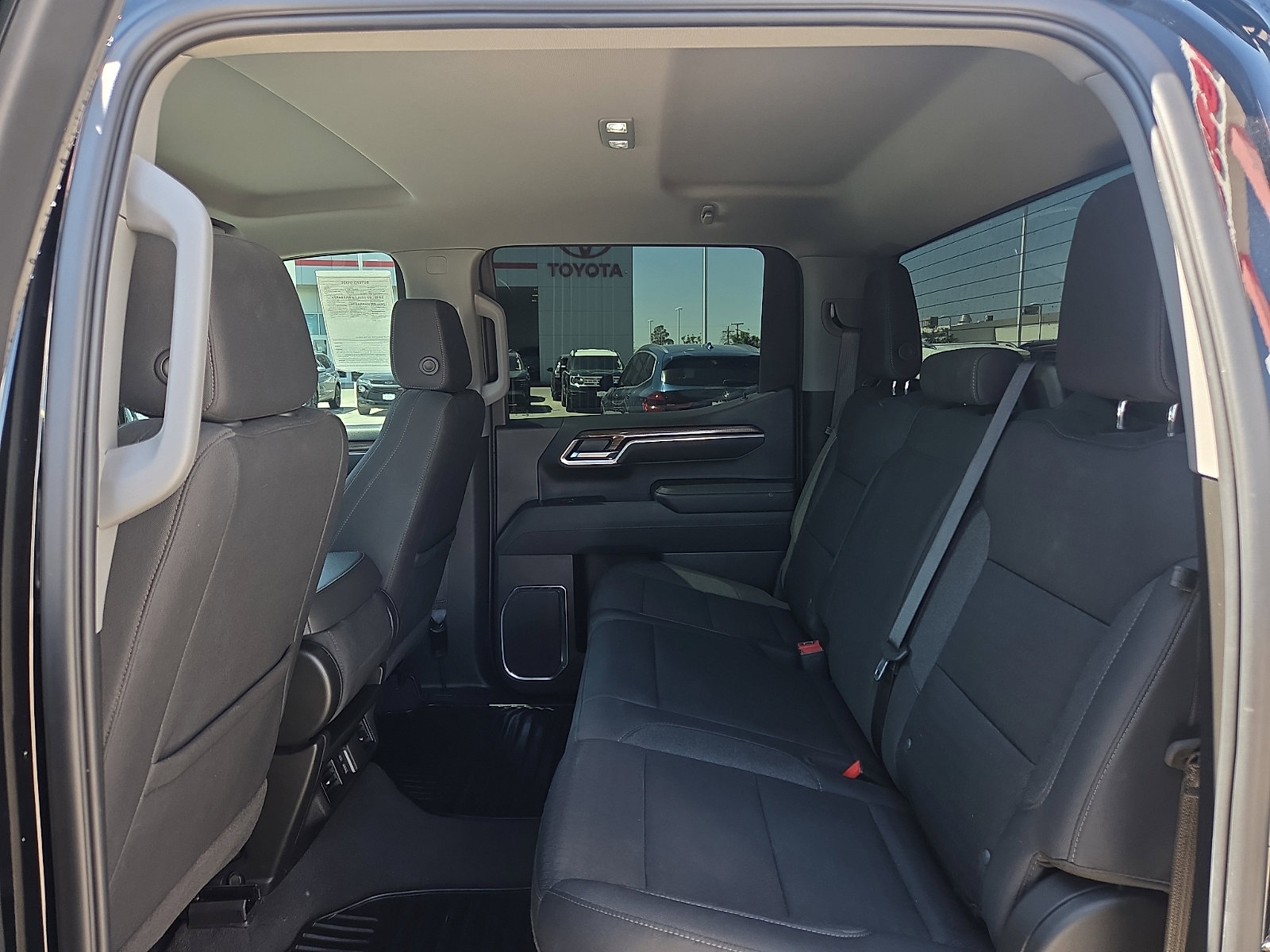 2025 Chevrolet Silverado 1500 RST - Photo 7