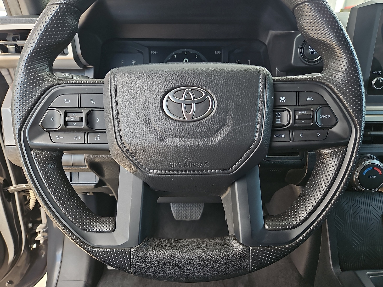 2025 Toyota Tacoma SR5 - Photo 11