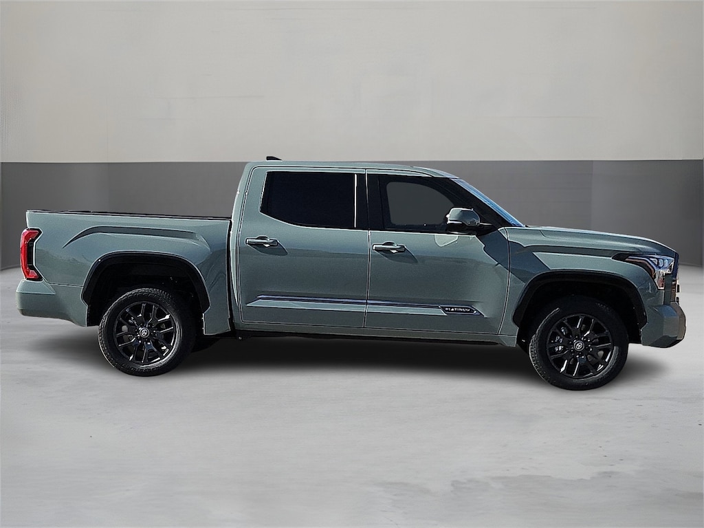 New 2026 Toyota Tundra Platinum PLATINUM CREWMAX 5.5