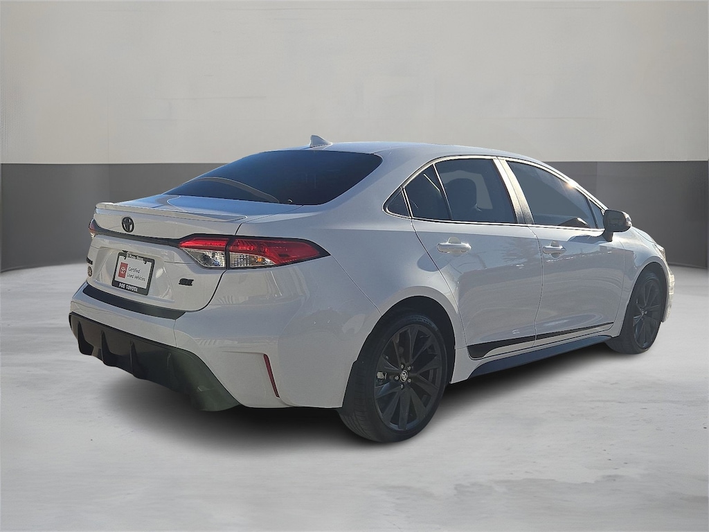 Used 2025 Toyota Corolla SE Sedan