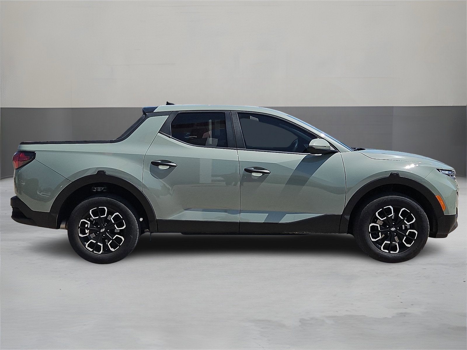 Used 2024 Hyundai Santa Cruz SEL with VIN 5NTJB4AE0RH095077 for sale in El Paso, TX