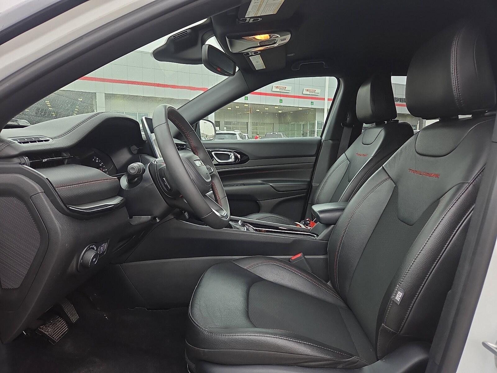 2025 Jeep Compass Trailhawk - Photo 8
