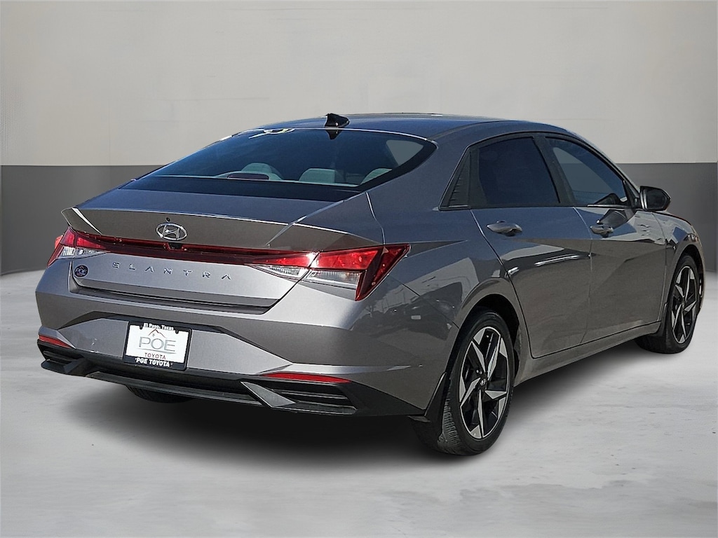 Used 2023 Hyundai Elantra SEL Sedan