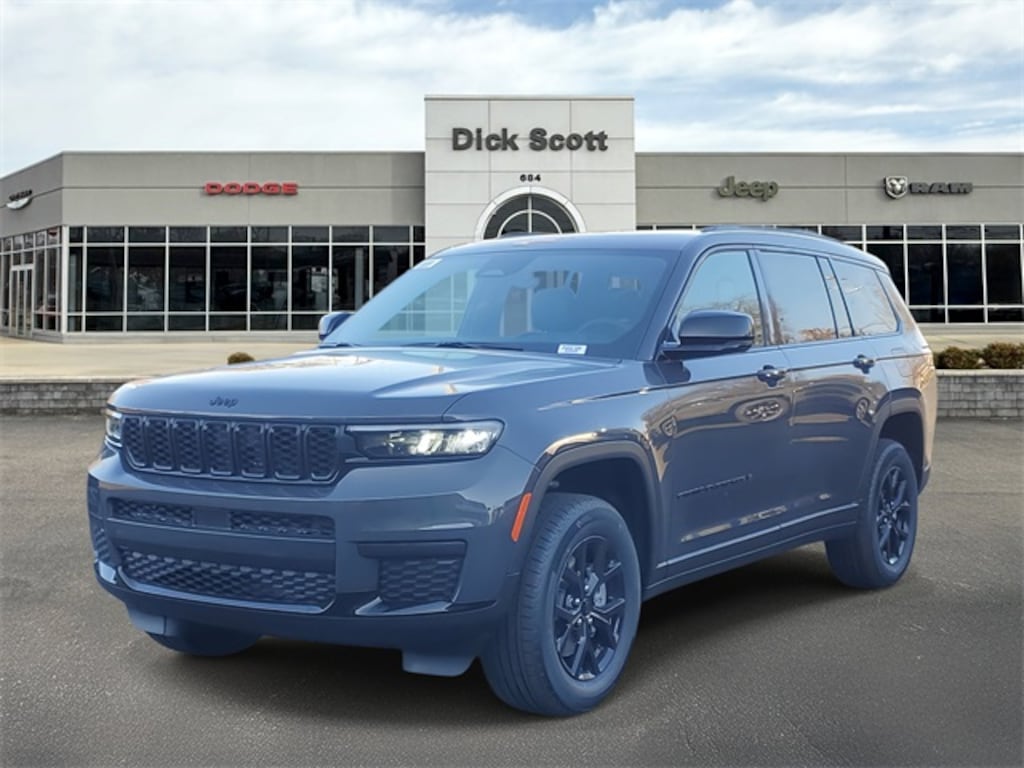 New 2025 Jeep Grand Cherokee L Laredo Sport Utility