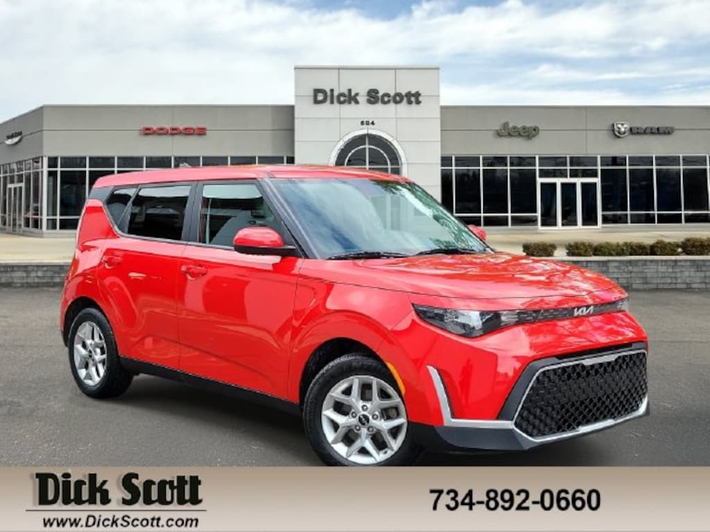 Used 2024 Kia Soul LX Hatchback