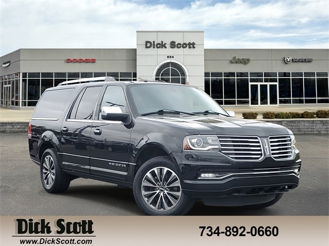 2016 Lincoln Navigator Select's photo