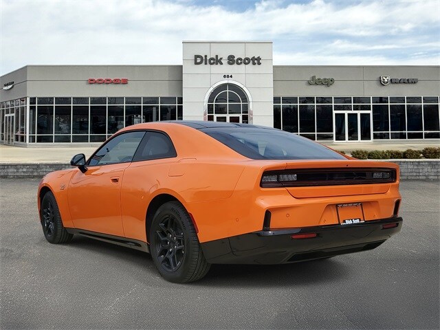 2025 Dodge Charger R/T photo 3