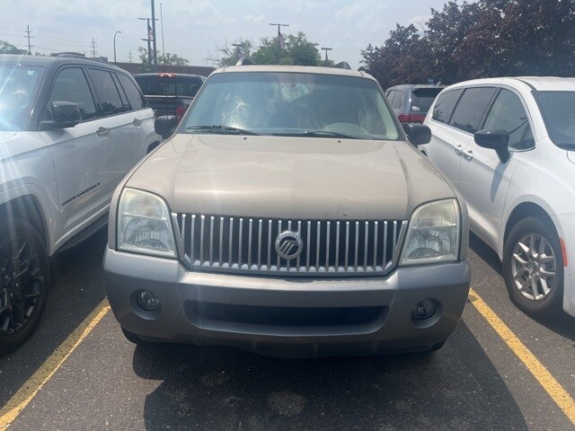 Used 2005 Mercury Mountaineer Luxury with VIN 4M2ZU86K95ZJ09136 for sale in Plymouth, MI