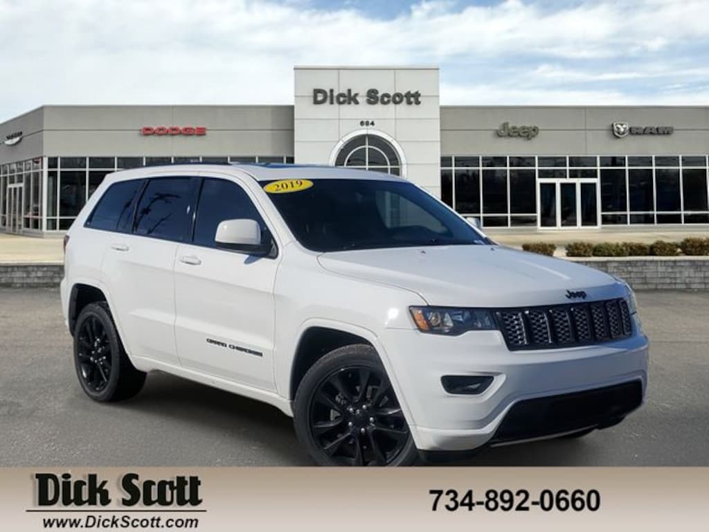 Used 2019 Jeep Grand Cherokee Altitude SUV
