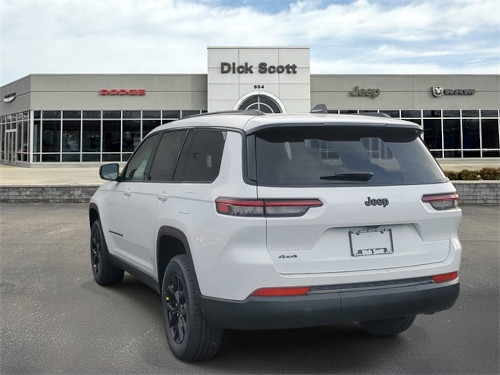 New 2025 Jeep Grand Cherokee L Laredo Sport Utility