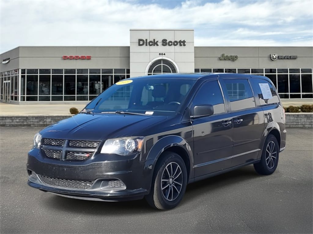 Used 2015 Dodge Grand Caravan SE Minivan/Van