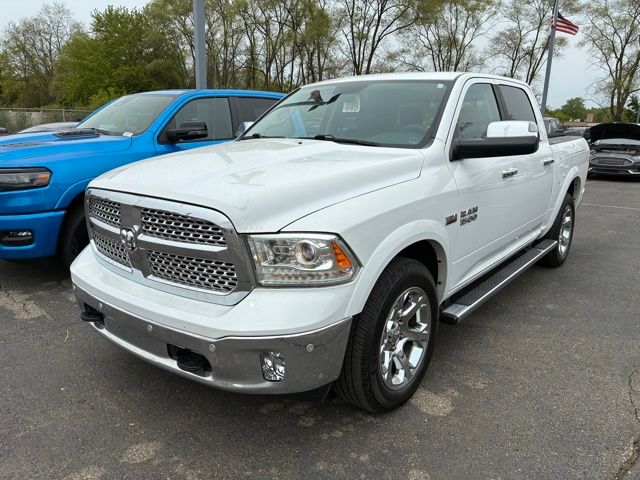 2016 RAM 1500 Laramie 4x4 Crew Cab 5'7's photo