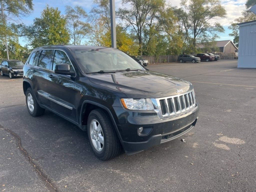 Used 2012 Jeep Grand Cherokee Laredo SUV