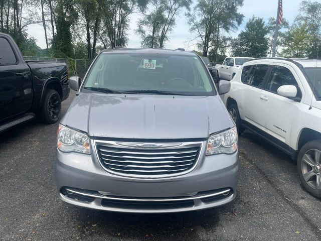 Used 2016 Chrysler Town & Country Touring with VIN 2C4RC1BG4GR188939 for sale in Plymouth, MI