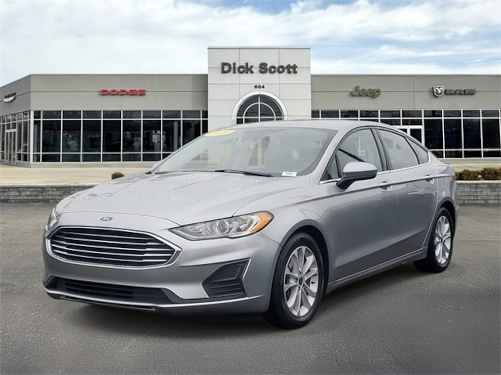Used 2020 Ford Fusion SE Sedan
