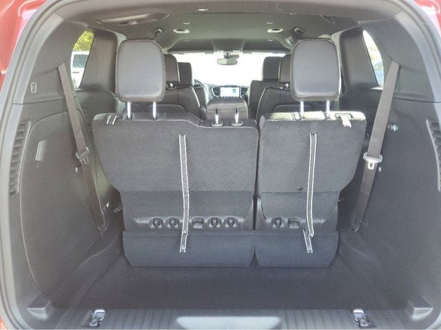 2026 Chrysler Pacifica Select - Photo 9