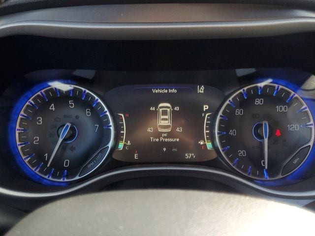 2026 Chrysler Pacifica Select - Photo 12
