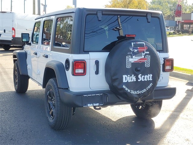 2025 Jeep Wrangler Sport photo 3