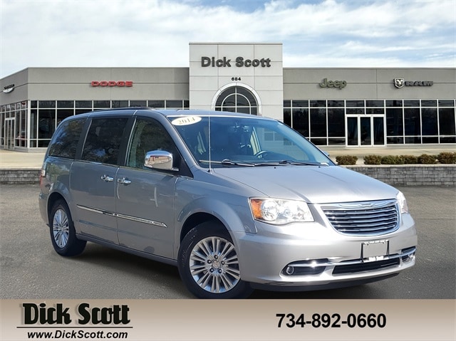 2014 Chrysler Town & Country