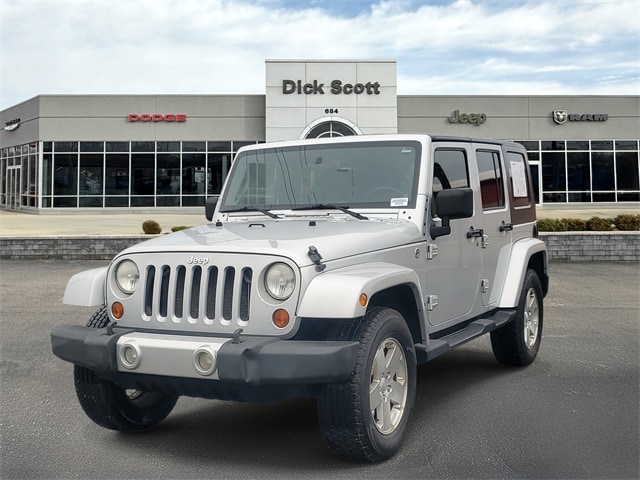 Used 2009 Jeep Wrangler Unlimited Sahara with VIN 1J4GA59109L705858 for sale in Plymouth, MI