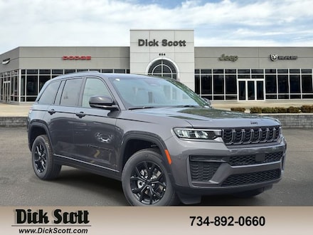 2026 Jeep Grand Cherokee Laredo Sport Utility