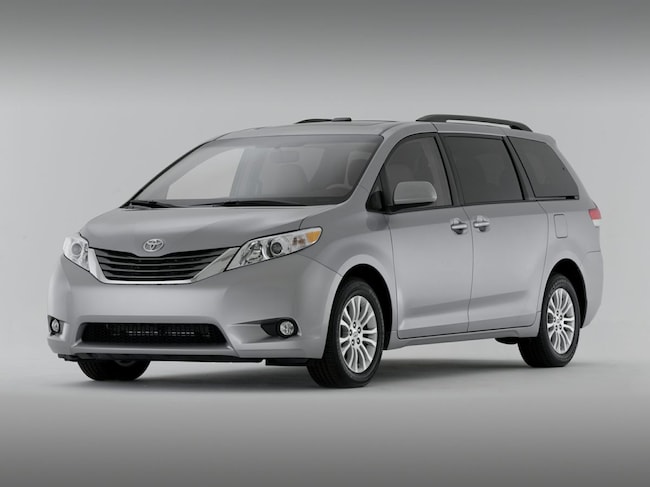 2014 Toyota Sienna Limited Minivan/Van