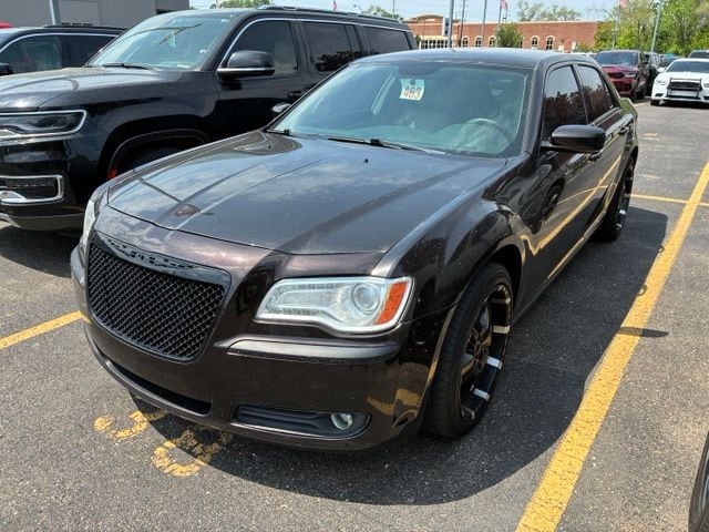 2013 Chrysler 300 -'s photo
