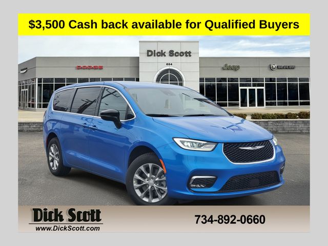 2026 Chrysler Pacifica Passenger Van 