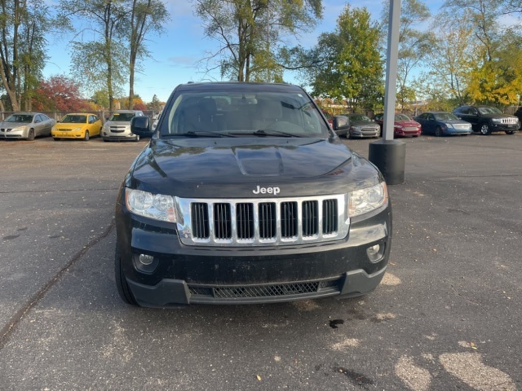 Used 2012 Jeep Grand Cherokee Laredo SUV