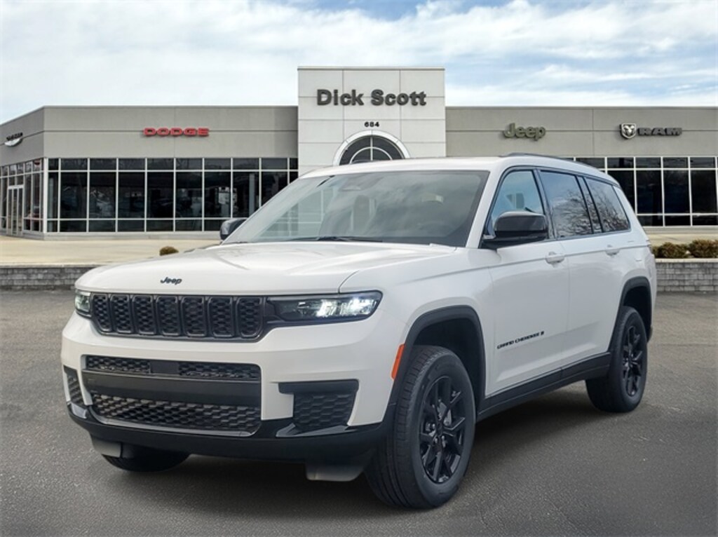 New 2025 Jeep Grand Cherokee L Laredo Sport Utility