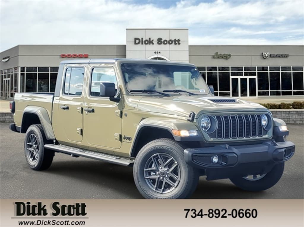 New 2025 Jeep Gladiator Sport Pickup