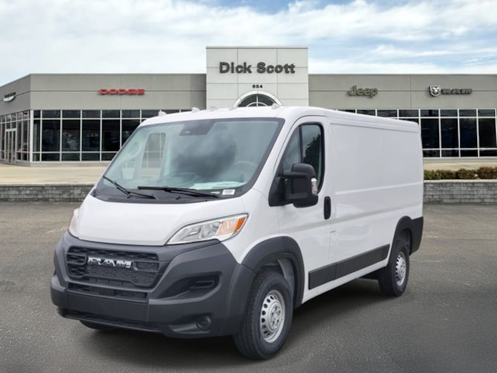 New 2026 Ram ProMaster 1500 Low Roof Cargo Van