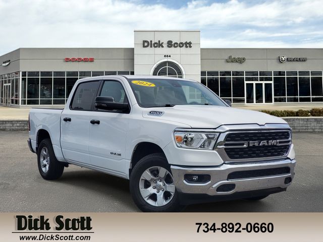 2024 RAM 1500 Big Horn/Lone Star 4x4 Crew Cab 5'7's photo