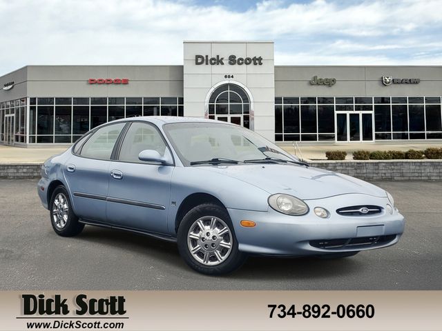 1998 Ford Taurus LX's photo