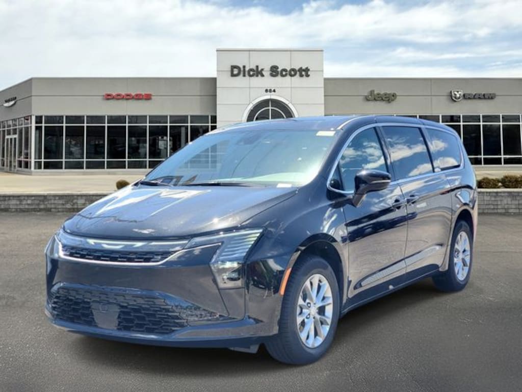 New 2027 Chrysler Pacifica Select Passenger Van