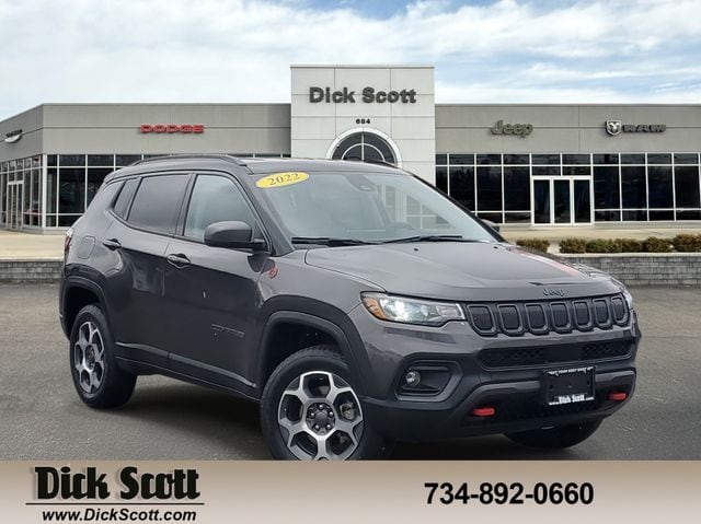 2022 Jeep Compass Trailhawk's photo