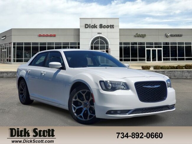 2018 Chrysler 300 S Sedan