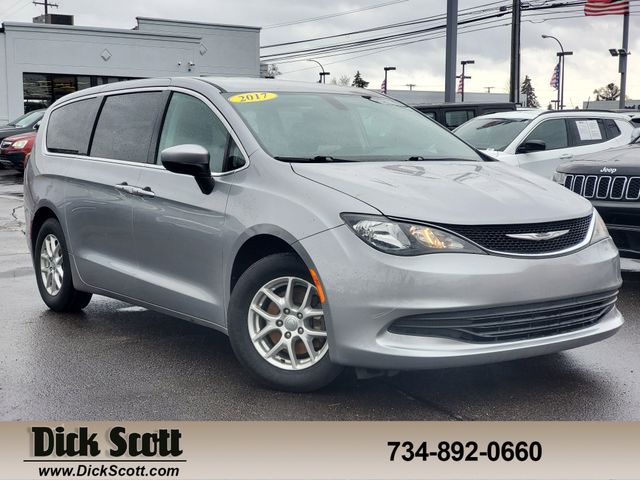 2017 Chrysler Pacifica Touring