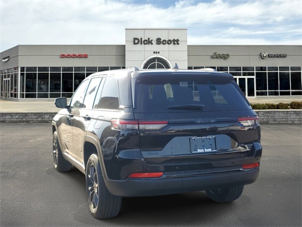 New 2025 Jeep Grand Cherokee Limited Sport Utility