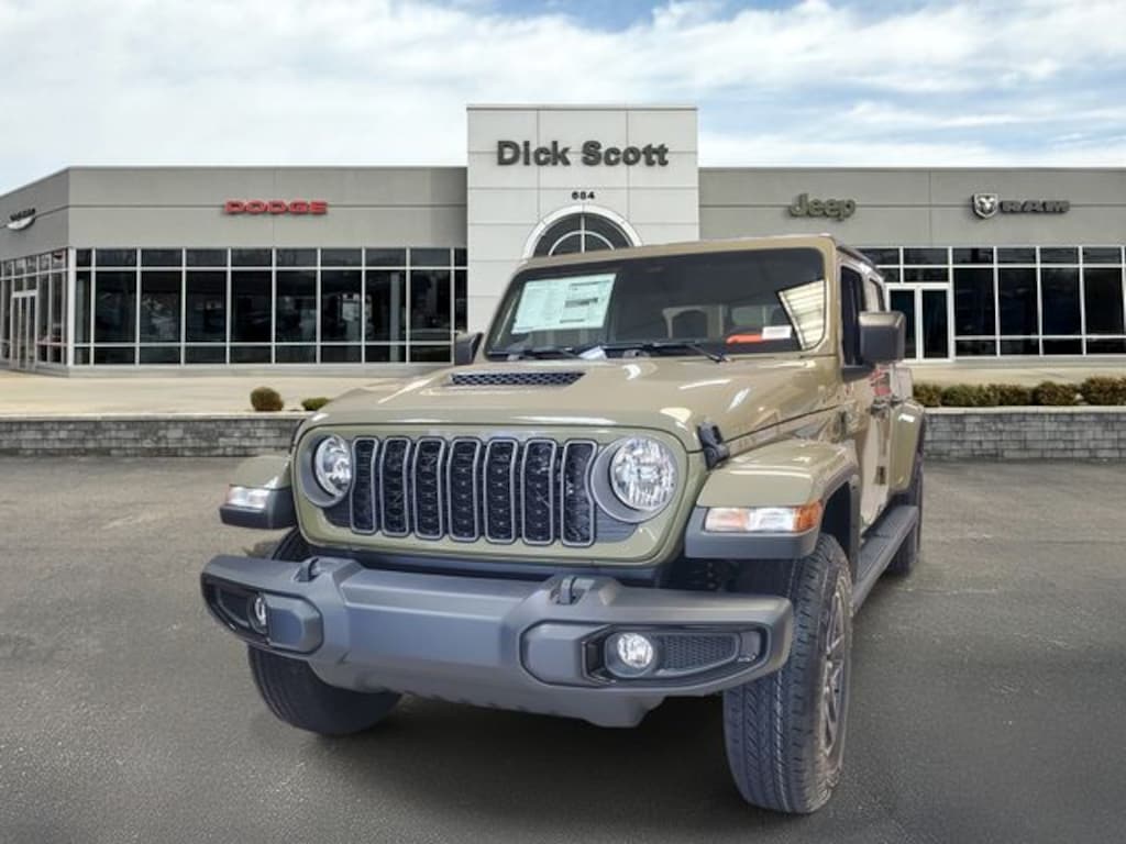 New 2026 Jeep Gladiator Sport Pickup