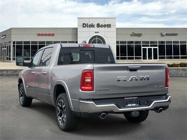 2025 Ram 1500 Laramie photo 3