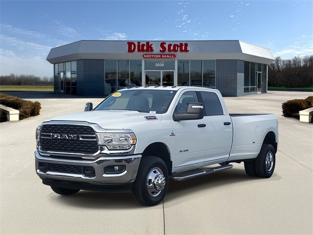 2024 Ram 3500 Big Horn photo 2